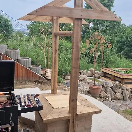 Big House With Beautiful View, Gym,bbq Garden And Own Parking * Zsolna