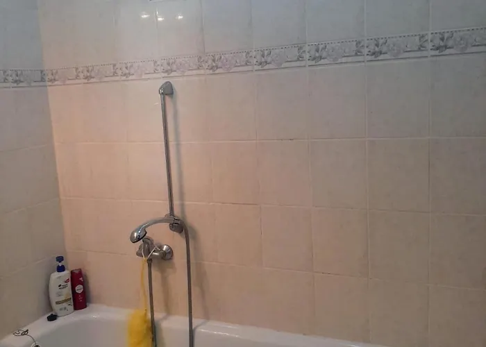 Villa Big House With Beautiful View, Gym,bbq Garden And Own Parking